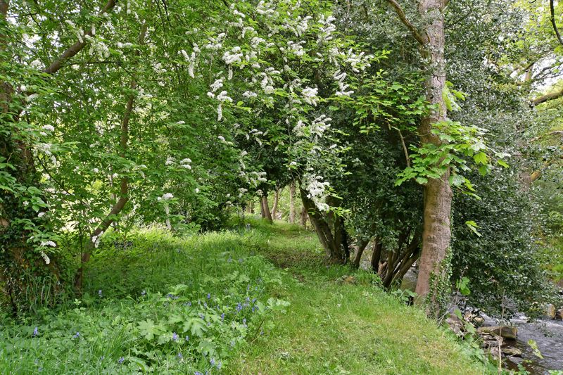 Dyson Holmes Lane Wharncliffe Side